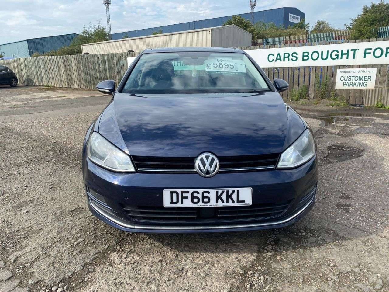 A 2016 VOLKSWAGEN GOLF 2.0 TDI BlueMotion Tech GT Edition Hatchback 5dr Diesel Manual Euro 6 (s/s) A 2016 VOLKSWAGEN GOLF 2.0 TDI BlueMotion Tech GT Edition Hatchback 5dr Diesel Manual Euro 6 (s/s)