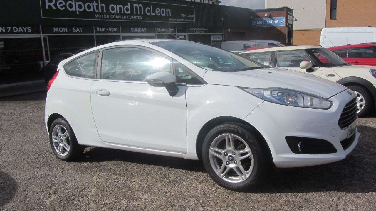 A 2013 FORD FIESTA 1.0 Zetec Hatchback 3dr Petrol Manual Euro 5 (s/s) (80 ps) A 2013 FORD FIESTA 1.0 Zetec Hatchback 3dr Petrol Manual Euro 5 (s/s) (80 ps)