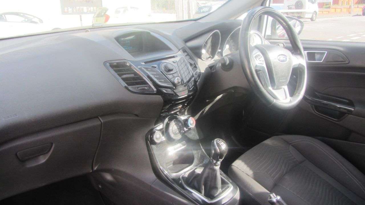 2013 FORD FIESTA 2013 FORD FIESTA