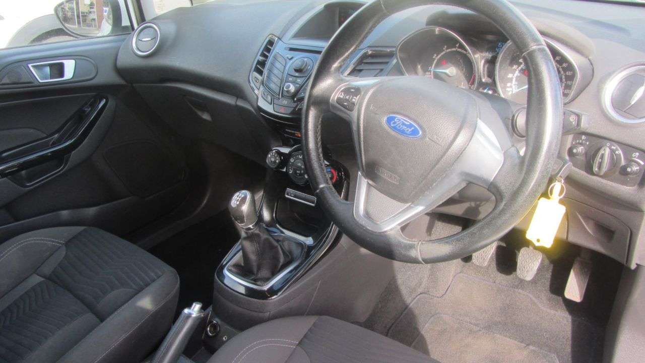2013 FORD FIESTA 2013 FORD FIESTA