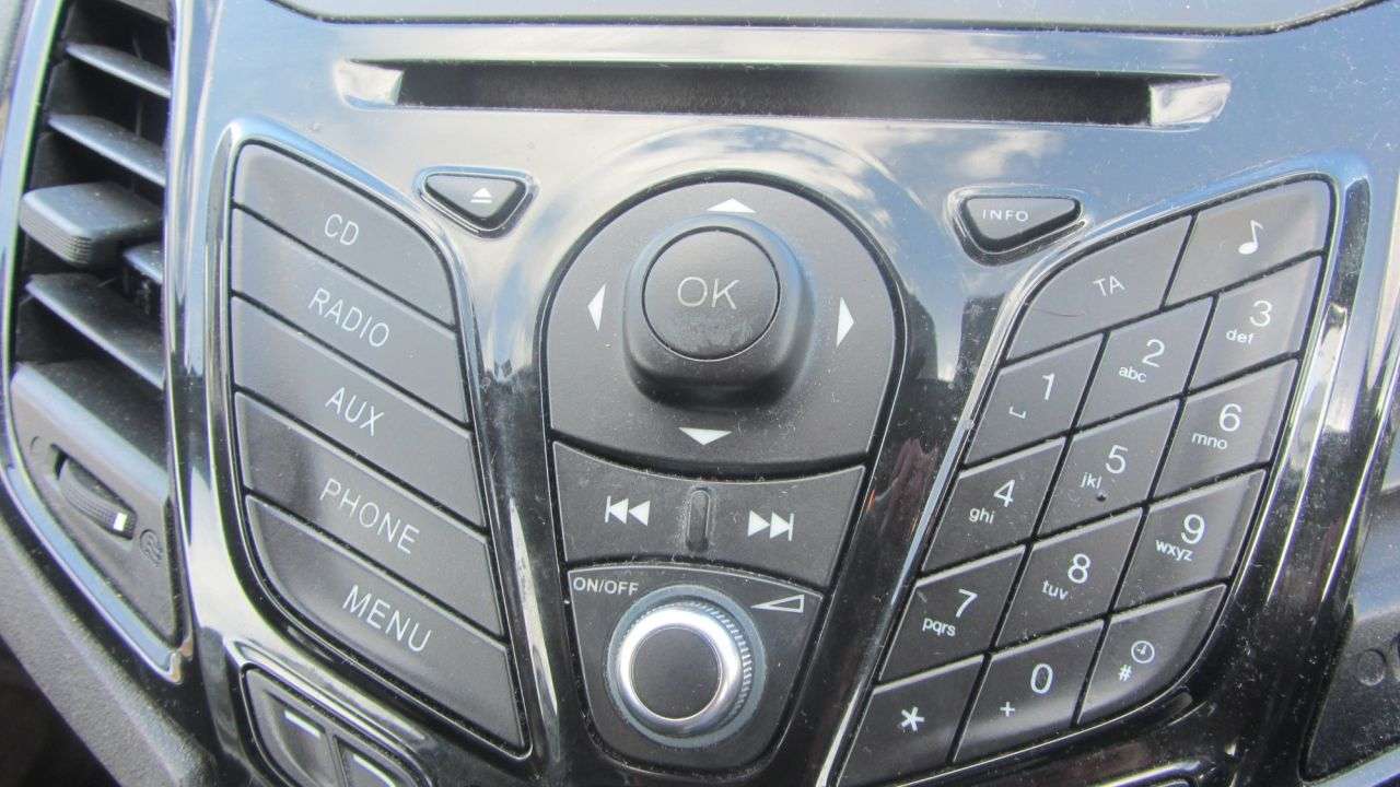 2013 FORD FIESTA 2013 FORD FIESTA