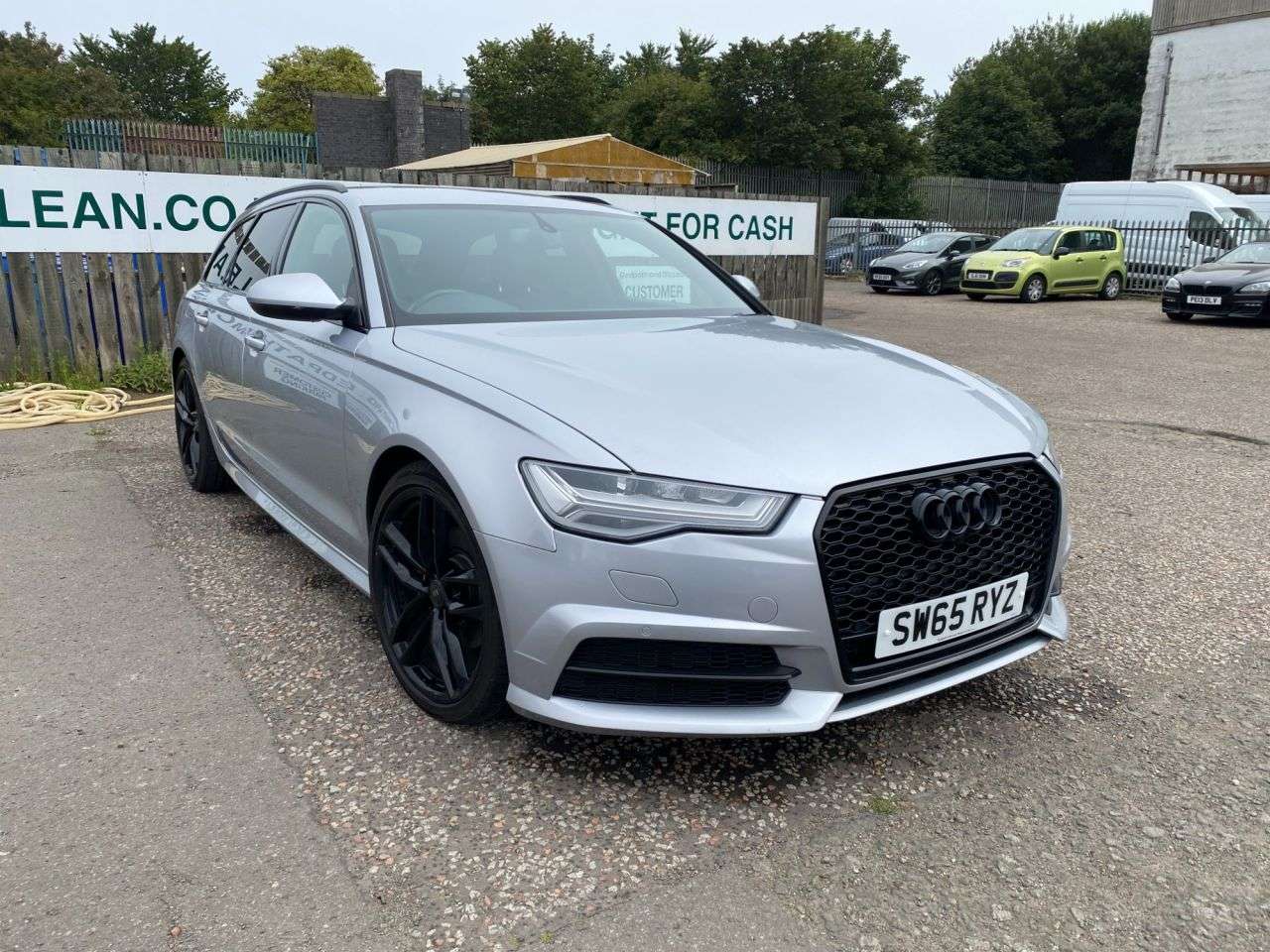 A 2015 AUDI A6 AVANT 2.0 TDI ultra Black Edition Estate 5dr Diesel Manual Euro 6 (s/s) (190 ps) A 2015 AUDI A6 AVANT 2.0 TDI ultra Black Edition Estate 5dr Diesel Manual Euro 6 (s/s) (190 ps)