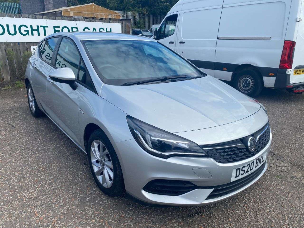 A 2020 VAUXHALL ASTRA 1.2 Turbo Business Edition Nav Hatchback 5dr Petrol Manual Euro 6 (s/s) (13 A 2020 VAUXHALL ASTRA 1.2 Turbo Business Edition Nav Hatchback 5dr Petrol Manual Euro 6 (s/s) (13
