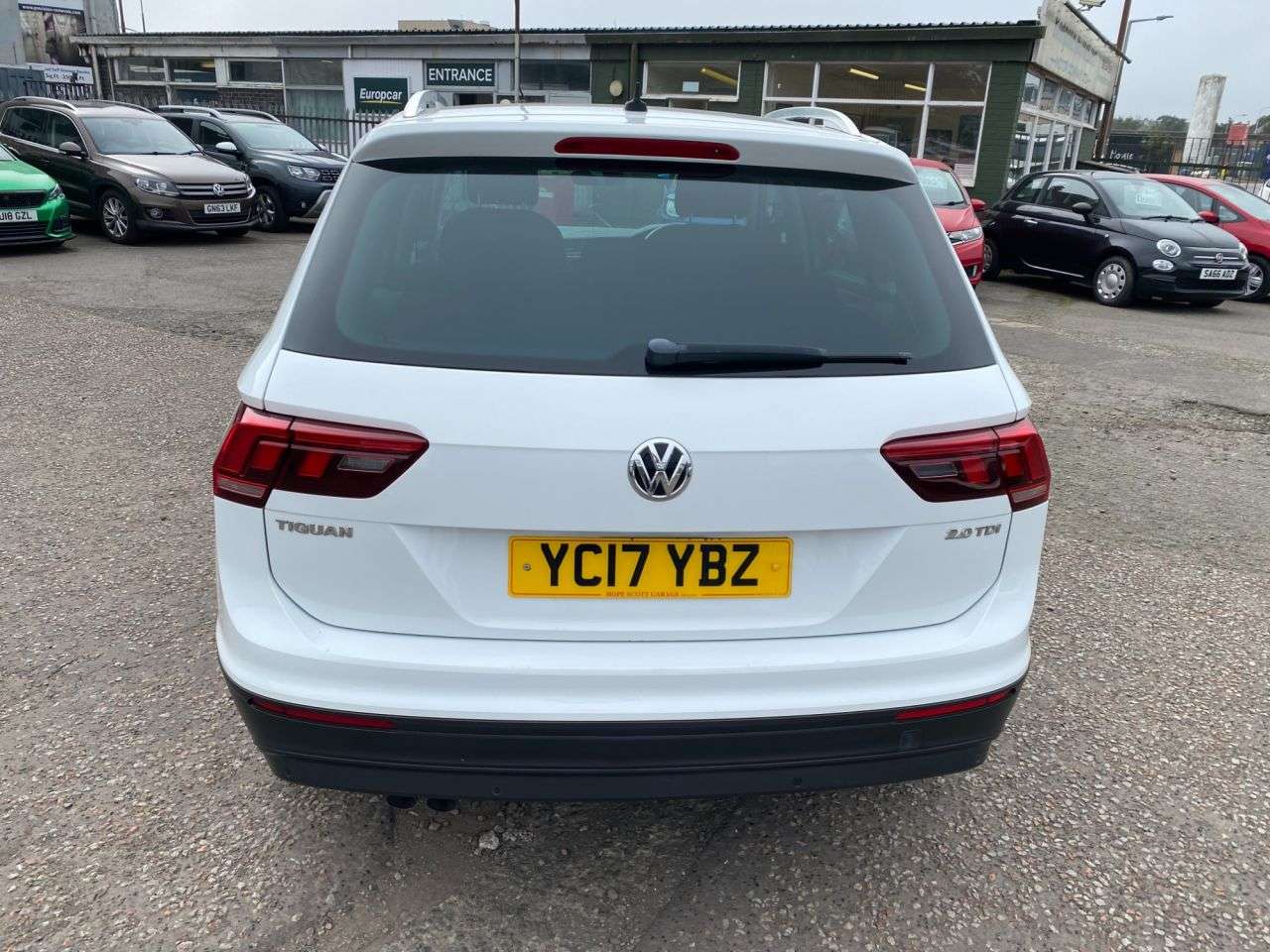 2017 VOLKSWAGEN TIGUAN 2017 VOLKSWAGEN TIGUAN