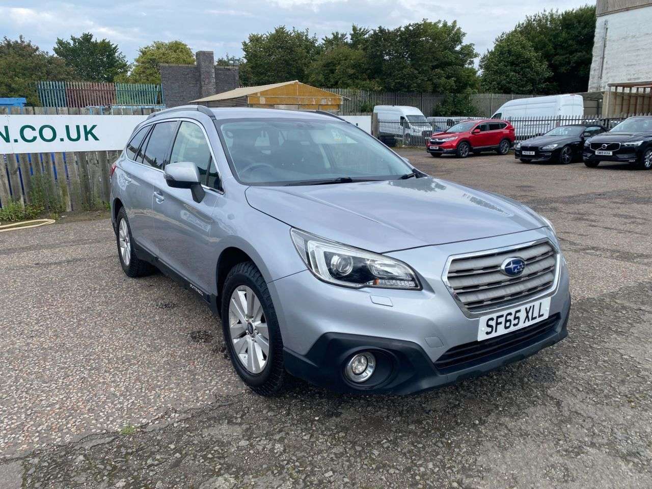 A 2015 SUBARU OUTBACK 2.0D SE Estate 5dr Diesel Manual 4WD Euro 6 (150 ps) A 2015 SUBARU OUTBACK 2.0D SE Estate 5dr Diesel Manual 4WD Euro 6 (150 ps)
