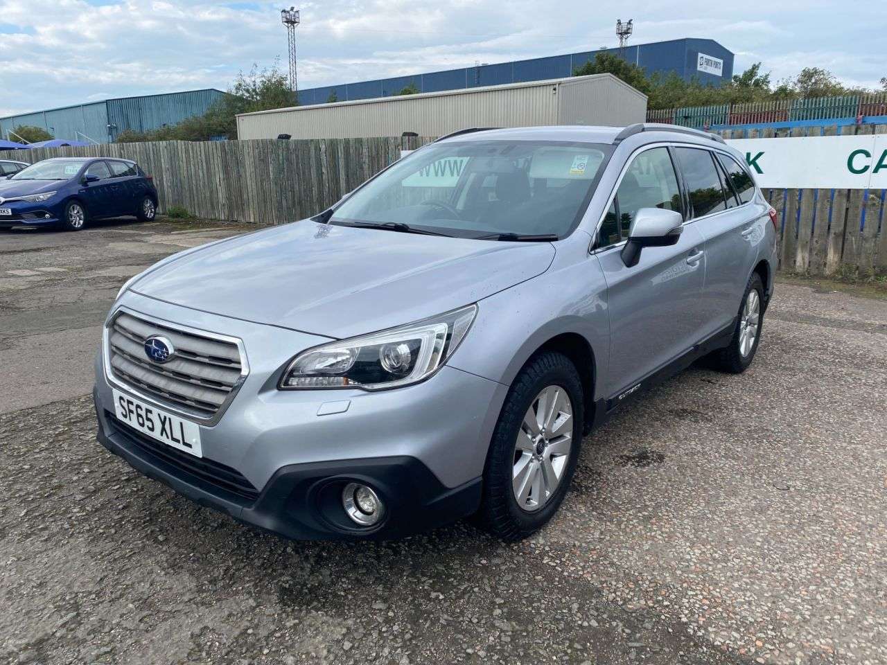 A 2015 SUBARU OUTBACK 2.0D SE Estate 5dr Diesel Manual 4WD Euro 6 (150 ps) A 2015 SUBARU OUTBACK 2.0D SE Estate 5dr Diesel Manual 4WD Euro 6 (150 ps)