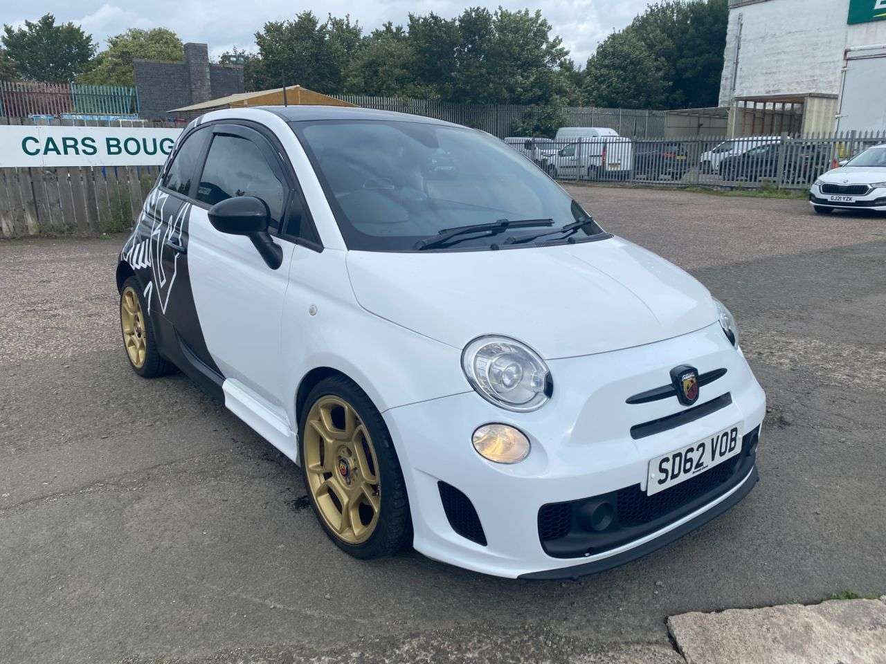 A 2012 ABARTH 500 1.4 T-Jet Hatchback 3dr Petrol Manual Euro 5 (135 bhp) A 2012 ABARTH 500 1.4 T-Jet Hatchback 3dr Petrol Manual Euro 5 (135 bhp)