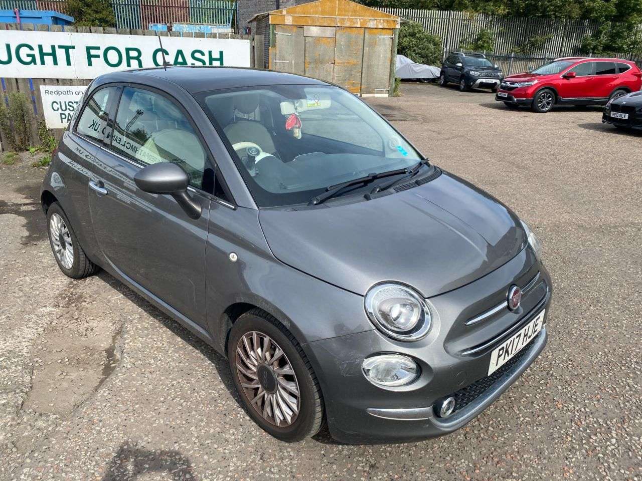 A 2017 FIAT 500 1.2 Lounge Hatchback 3dr Petrol Manual Euro 6 (s/s) (69 bhp) A 2017 FIAT 500 1.2 Lounge Hatchback 3dr Petrol Manual Euro 6 (s/s) (69 bhp)