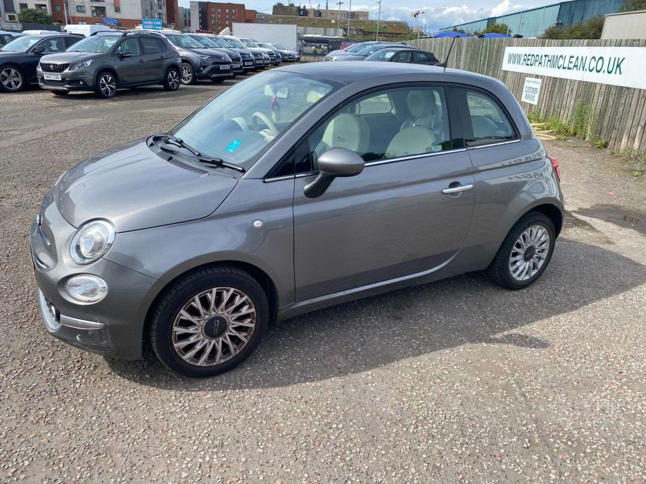 A 2017 FIAT 500 1.2 Lounge Hatchback 3dr Petrol Manual Euro 6 (s/s) (69 bhp) A 2017 FIAT 500 1.2 Lounge Hatchback 3dr Petrol Manual Euro 6 (s/s) (69 bhp)