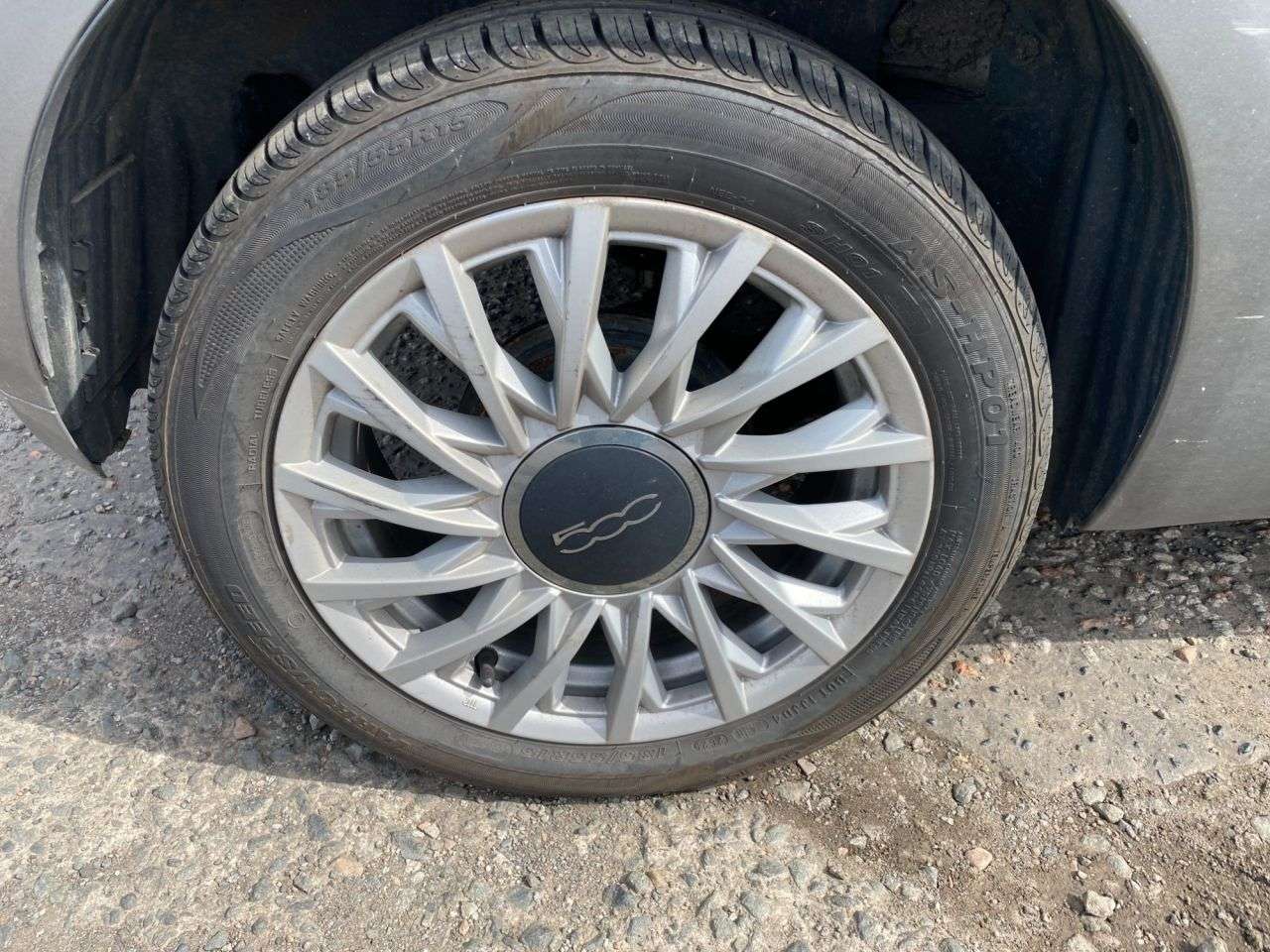 2017 FIAT 500 2017 FIAT 500