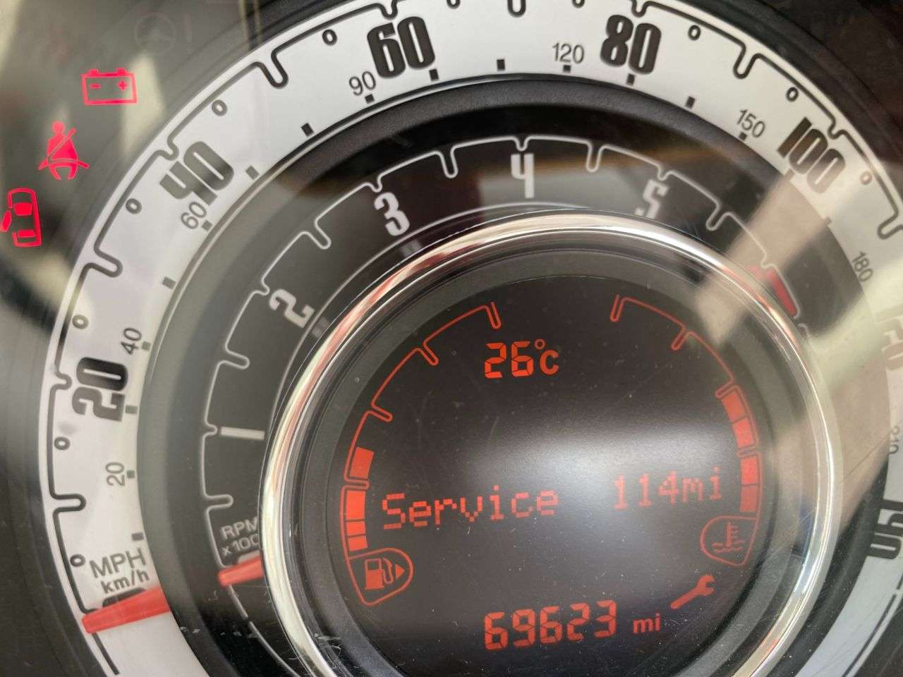 2017 FIAT 500 2017 FIAT 500
