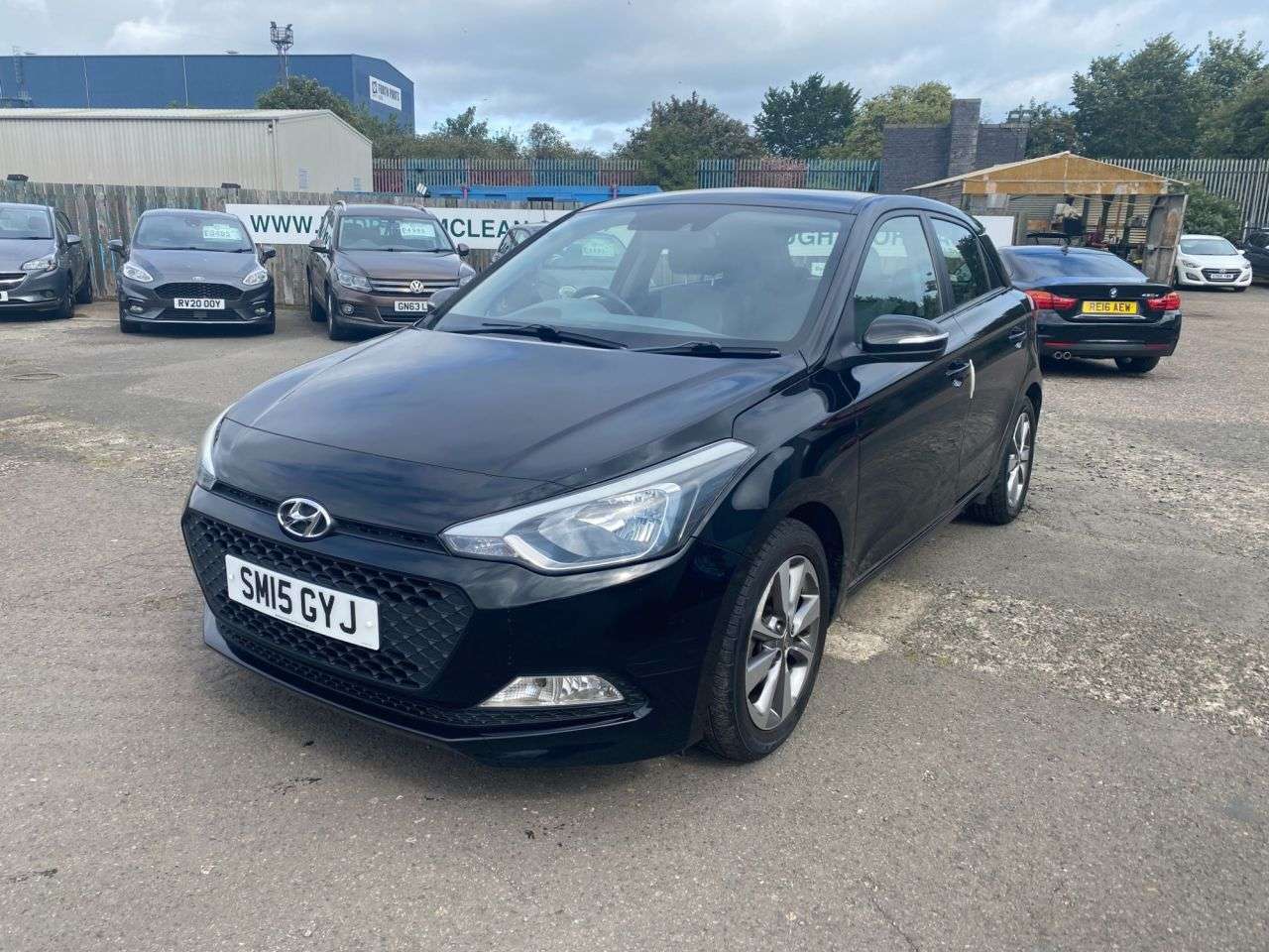 A 2015 HYUNDAI I20 1.4 SE Hatchback 5dr Petrol Manual Euro 6 (100 ps) A 2015 HYUNDAI I20 1.4 SE Hatchback 5dr Petrol Manual Euro 6 (100 ps)