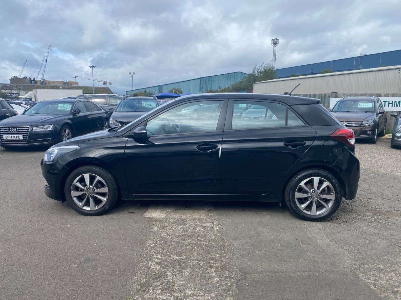A 2015 HYUNDAI I20 1.4 SE Hatchback 5dr Petrol Manual Euro 6 (100 ps) A 2015 HYUNDAI I20 1.4 SE Hatchback 5dr Petrol Manual Euro 6 (100 ps)
