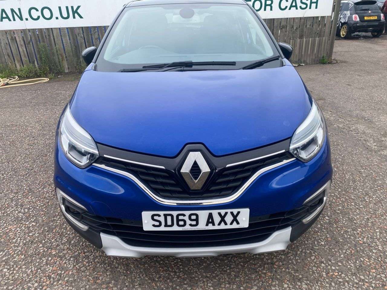 A 2019 RENAULT CAPTUR 1.3 TCe ENERGY GT Line SUV 5dr Petrol Manual Euro 6 (s/s) (130 ps) A 2019 RENAULT CAPTUR 1.3 TCe ENERGY GT Line SUV 5dr Petrol Manual Euro 6 (s/s) (130 ps)