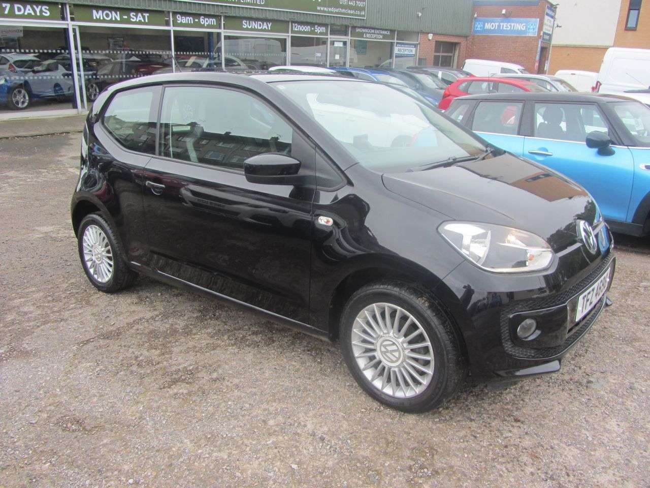 A 2014 VOLKSWAGEN UP! 1.0 High up! Hatchback 3dr Petrol Manual Euro 5 (75 ps) A 2014 VOLKSWAGEN UP! 1.0 High up! Hatchback 3dr Petrol Manual Euro 5 (75 ps)