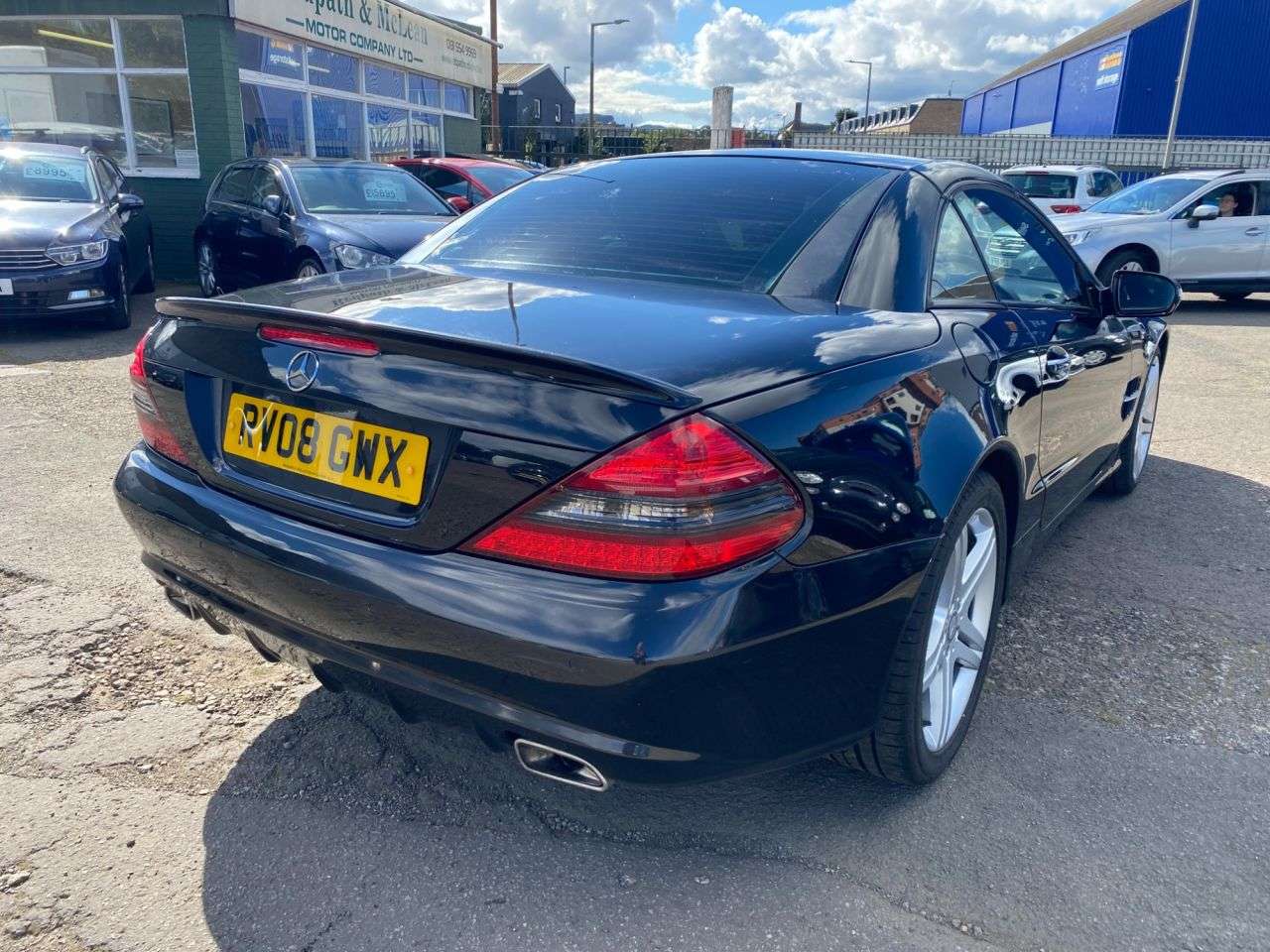 A 2008 MERCEDES-BENZ SL 3.5 SL350 Convertible 2dr Petrol 7G-Tronic (236 g/km, 315 bhp) A 2008 MERCEDES-BENZ SL 3.5 SL350 Convertible 2dr Petrol 7G-Tronic (236 g/km, 315 bhp)