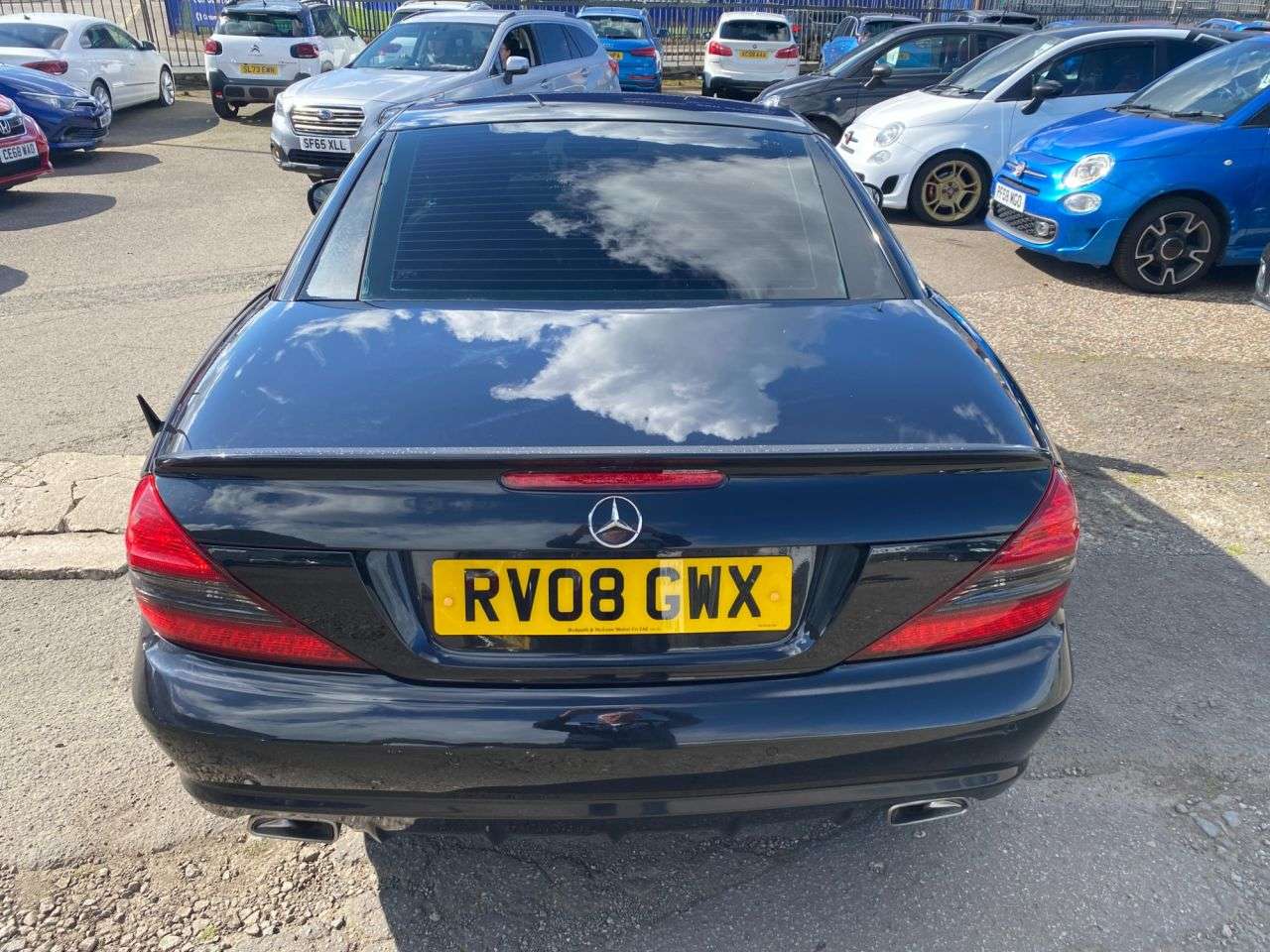 A 2008 MERCEDES-BENZ SL 3.5 SL350 Convertible 2dr Petrol 7G-Tronic (236 g/km, 315 bhp) A 2008 MERCEDES-BENZ SL 3.5 SL350 Convertible 2dr Petrol 7G-Tronic (236 g/km, 315 bhp)