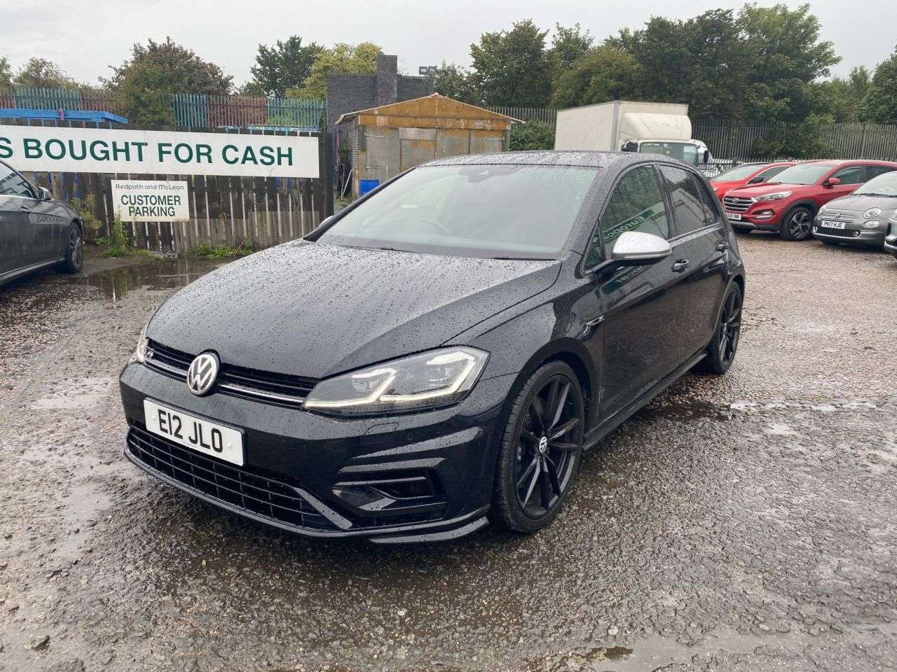A 2019 VOLKSWAGEN GOLF 2.0 TSI R Hatchback 5dr Petrol DSG 4Motion Euro 6 (s/s) (300 ps) A 2019 VOLKSWAGEN GOLF 2.0 TSI R Hatchback 5dr Petrol DSG 4Motion Euro 6 (s/s) (300 ps)