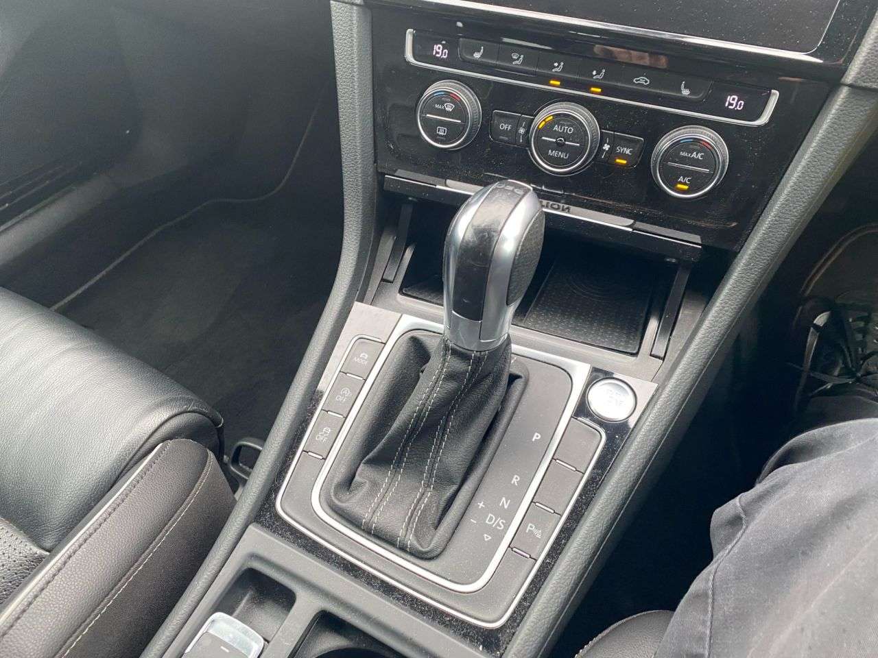 2019 VOLKSWAGEN GOLF 2019 VOLKSWAGEN GOLF