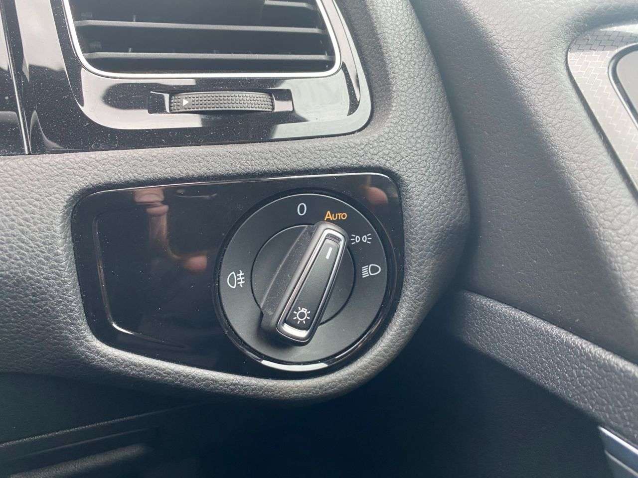 2019 VOLKSWAGEN GOLF 2019 VOLKSWAGEN GOLF