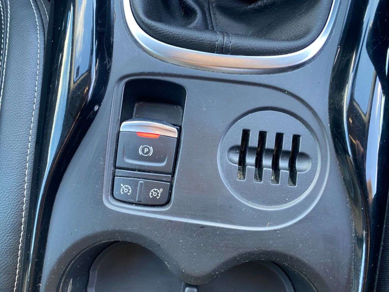 2016 RENAULT KADJAR 2016 RENAULT KADJAR