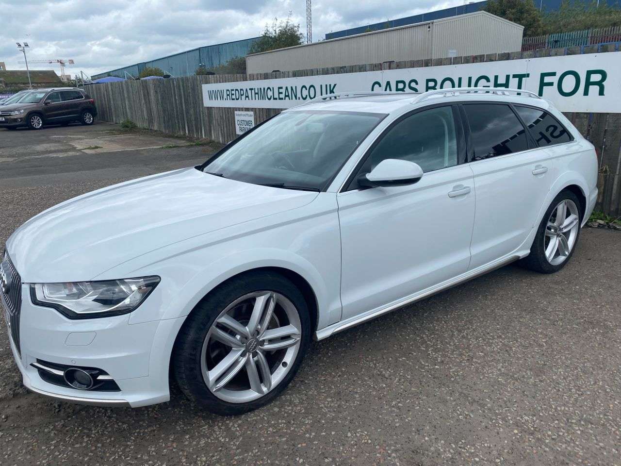 A 2014 AUDI A6 ALLROAD 3.0 BiTDI V6 Estate 5dr Diesel Tiptronic quattro Euro 5 (s/s) (313 ps) A 2014 AUDI A6 ALLROAD 3.0 BiTDI V6 Estate 5dr Diesel Tiptronic quattro Euro 5 (s/s) (313 ps)