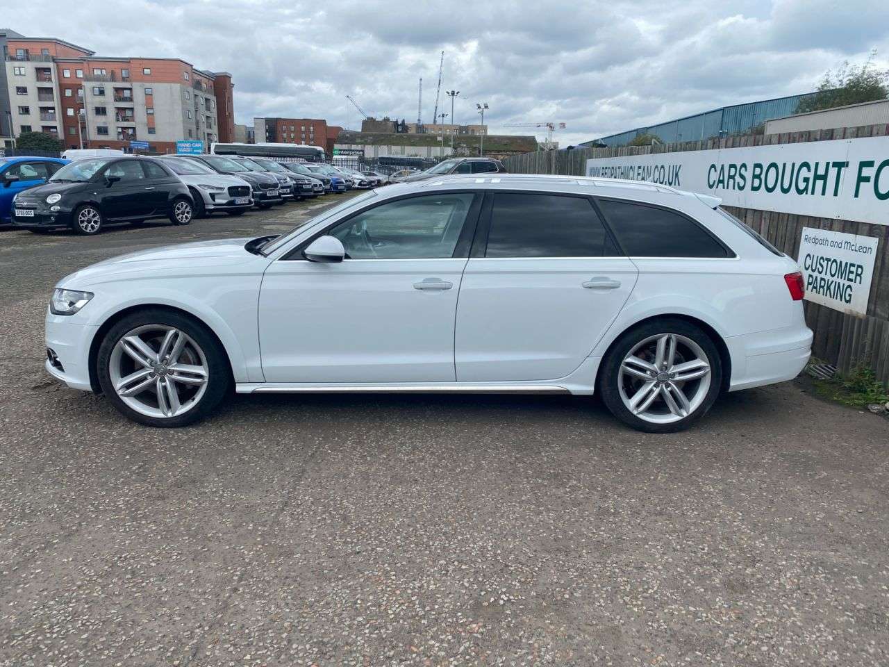 A 2014 AUDI A6 ALLROAD 3.0 BiTDI V6 Estate 5dr Diesel Tiptronic quattro Euro 5 (s/s) (313 ps) A 2014 AUDI A6 ALLROAD 3.0 BiTDI V6 Estate 5dr Diesel Tiptronic quattro Euro 5 (s/s) (313 ps)