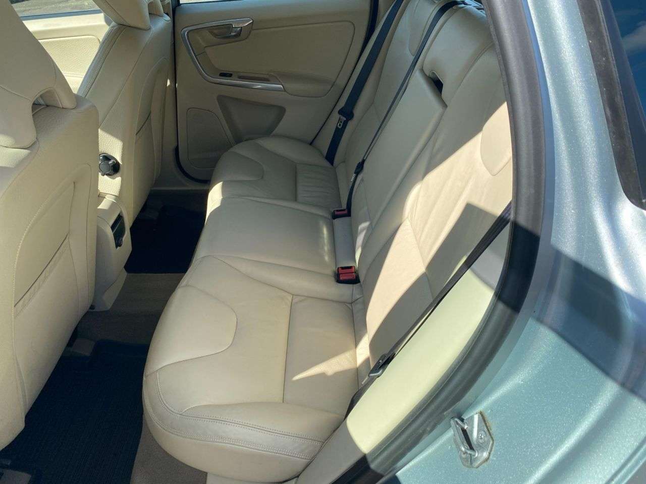 2013 VOLVO XC60 2013 VOLVO XC60