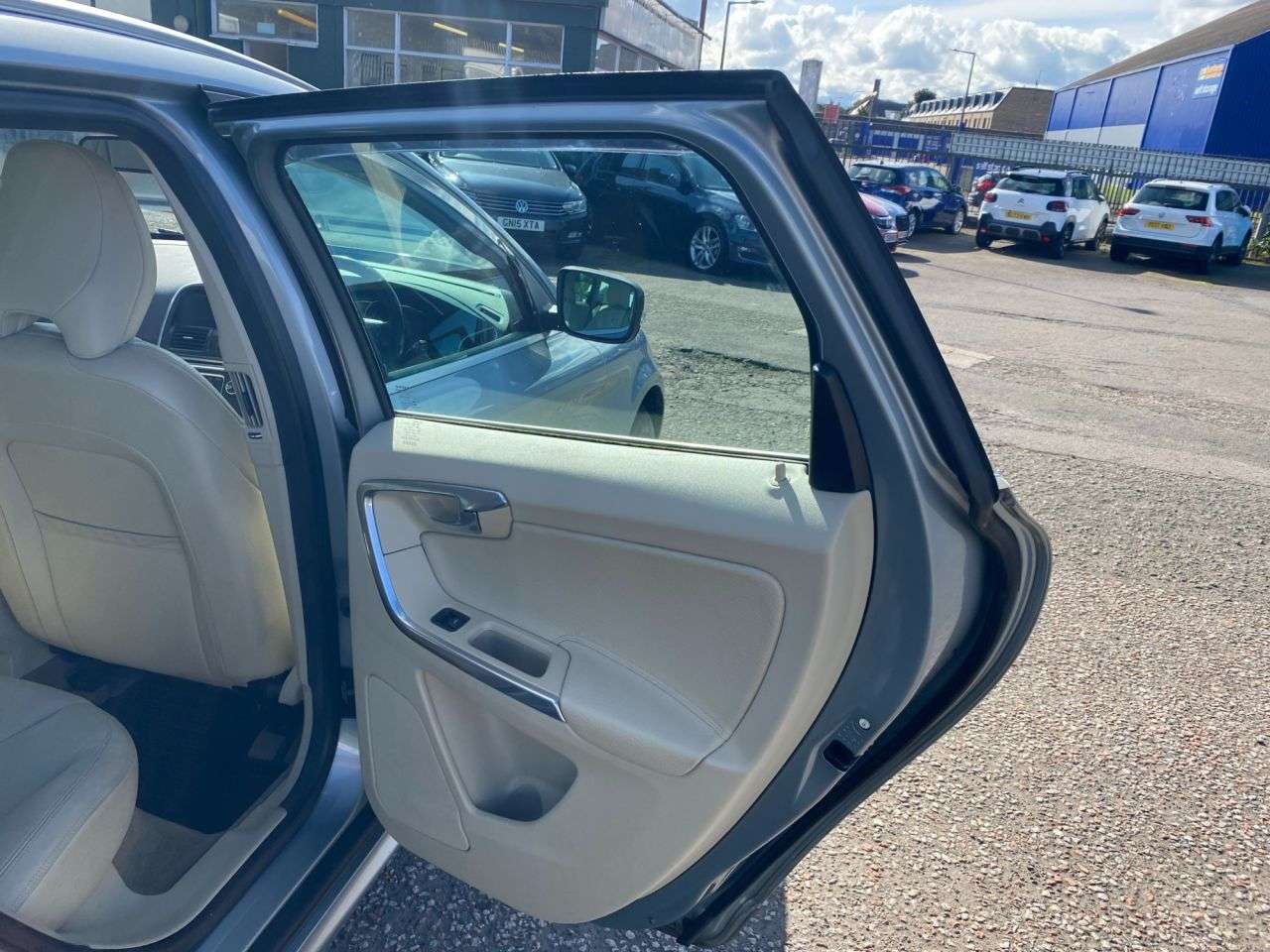 2013 VOLVO XC60 2013 VOLVO XC60