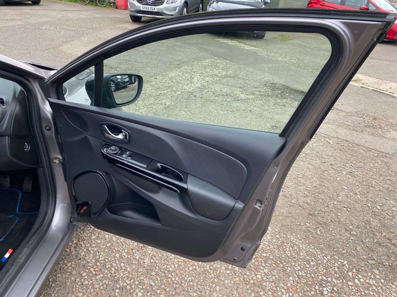 2014 RENAULT CLIO 2014 RENAULT CLIO