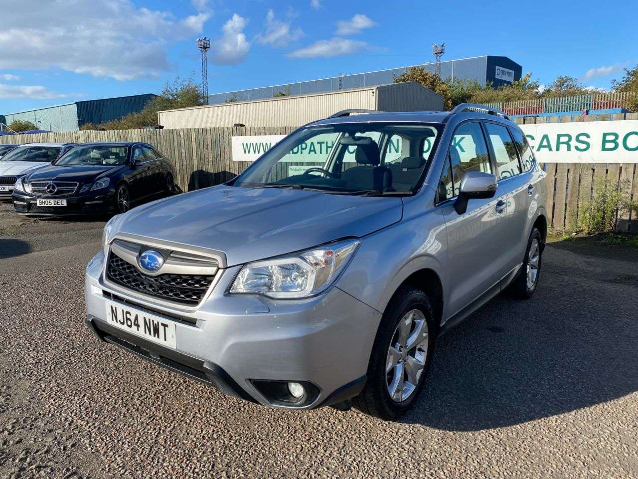 A 2014 SUBARU FORESTER 2.0i XE SUV 5dr Petrol Lineartronic 4WD Euro 5 (s/s) (150 ps) A 2014 SUBARU FORESTER 2.0i XE SUV 5dr Petrol Lineartronic 4WD Euro 5 (s/s) (150 ps)