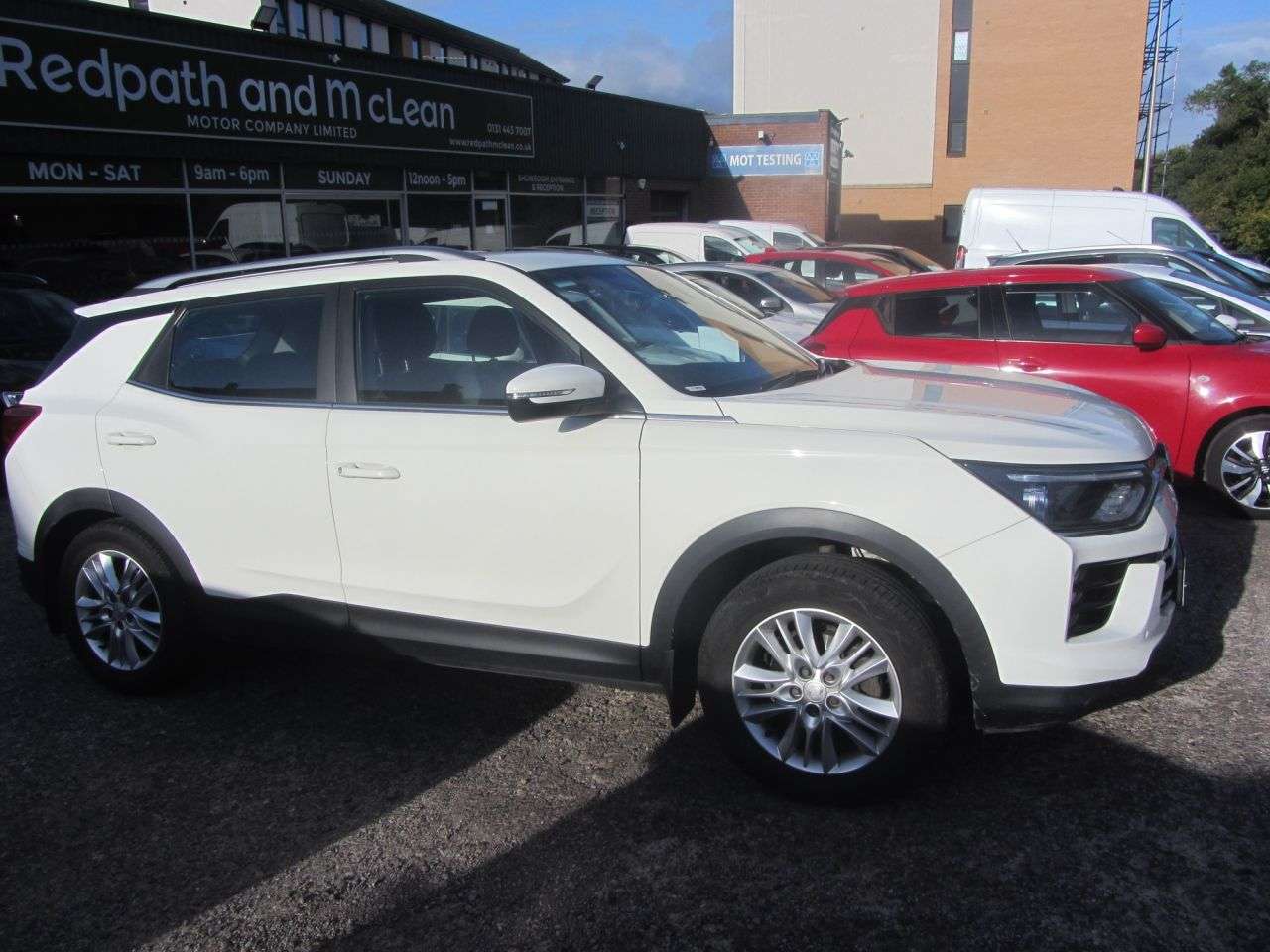 A 2019 SSANGYONG KORANDO 1.6D Pioneer SUV 5dr Diesel Auto 4WD Euro 6 (136 ps) A 2019 SSANGYONG KORANDO 1.6D Pioneer SUV 5dr Diesel Auto 4WD Euro 6 (136 ps)
