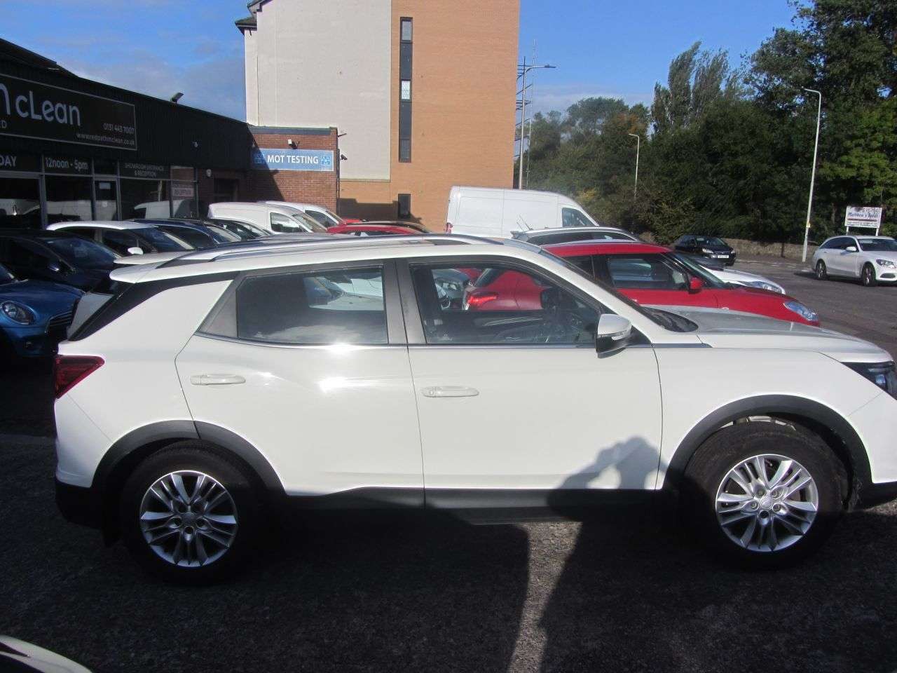 A 2019 SSANGYONG KORANDO 1.6D Pioneer SUV 5dr Diesel Auto 4WD Euro 6 (136 ps) A 2019 SSANGYONG KORANDO 1.6D Pioneer SUV 5dr Diesel Auto 4WD Euro 6 (136 ps)