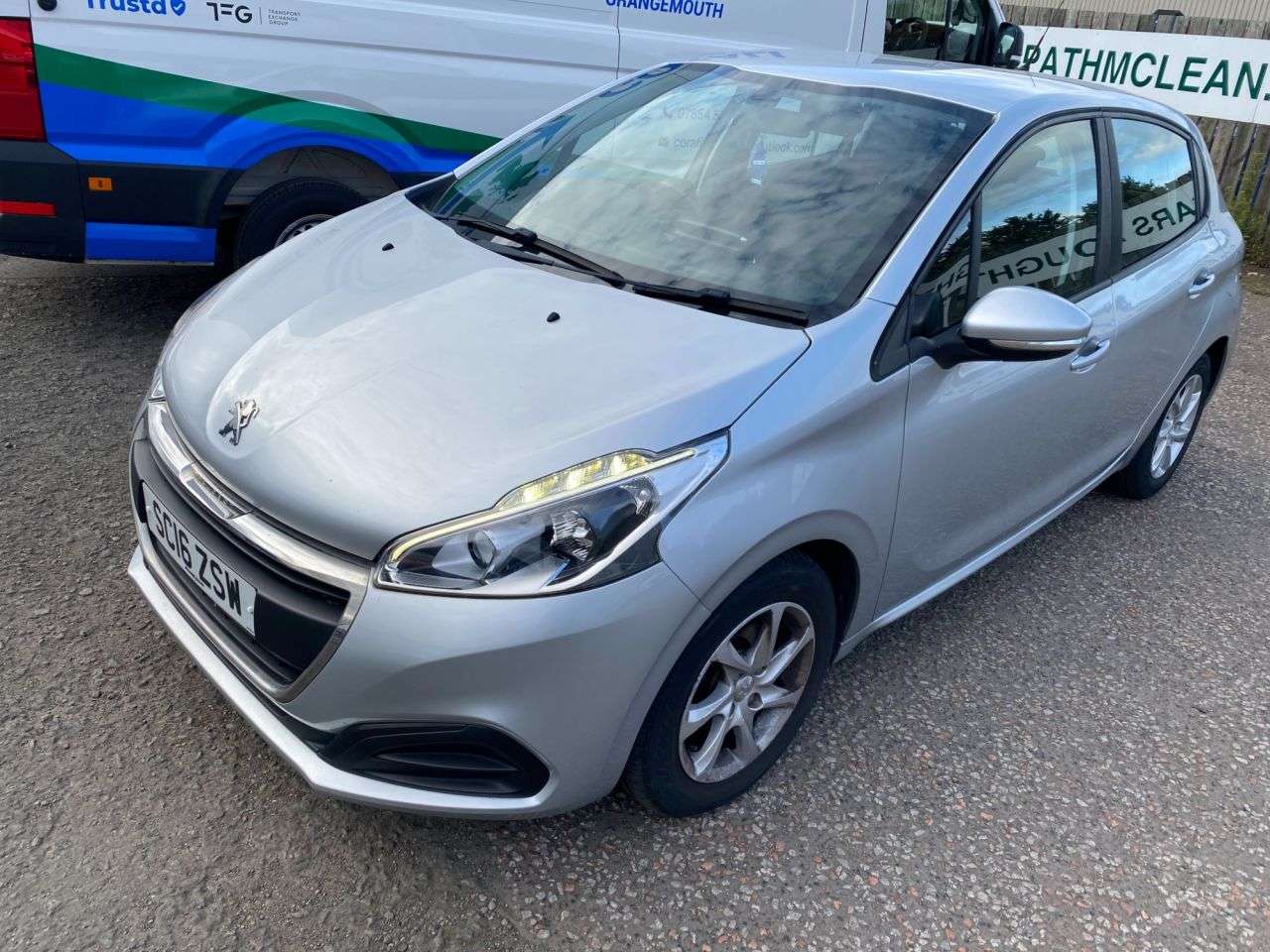 A 2016 PEUGEOT 208 1.0 PureTech Active Hatchback 5dr Petrol Manual Euro 6 (68 ps) A 2016 PEUGEOT 208 1.0 PureTech Active Hatchback 5dr Petrol Manual Euro 6 (68 ps)