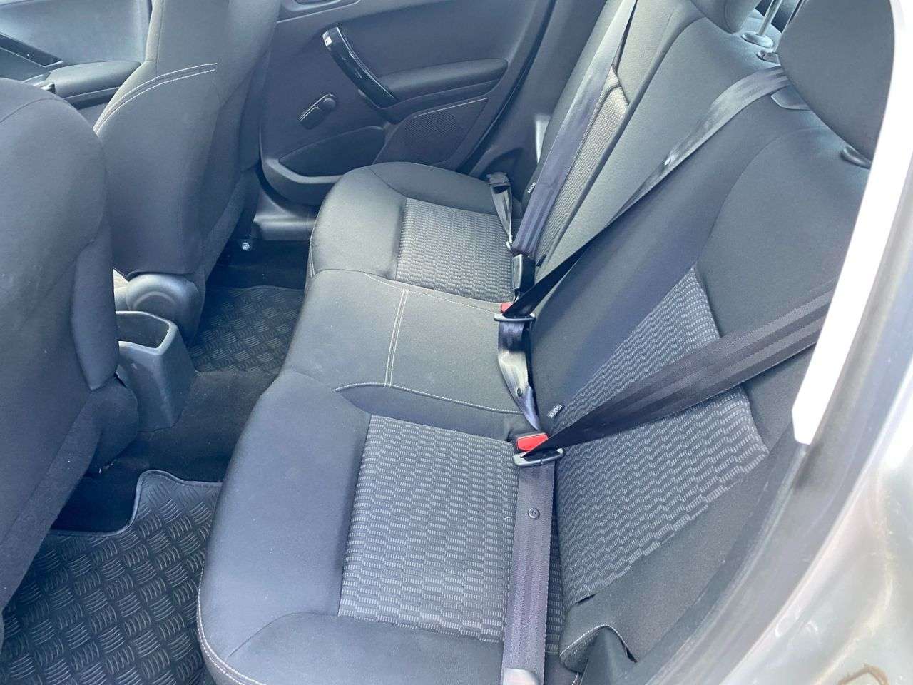 2016 PEUGEOT 208 2016 PEUGEOT 208