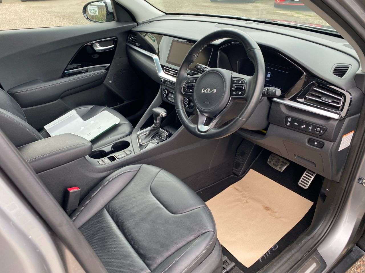2021 KIA NIRO 2021 KIA NIRO