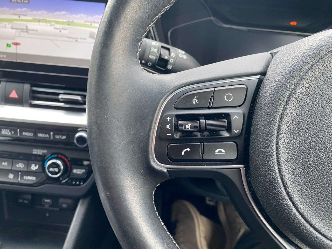 2021 KIA NIRO 2021 KIA NIRO