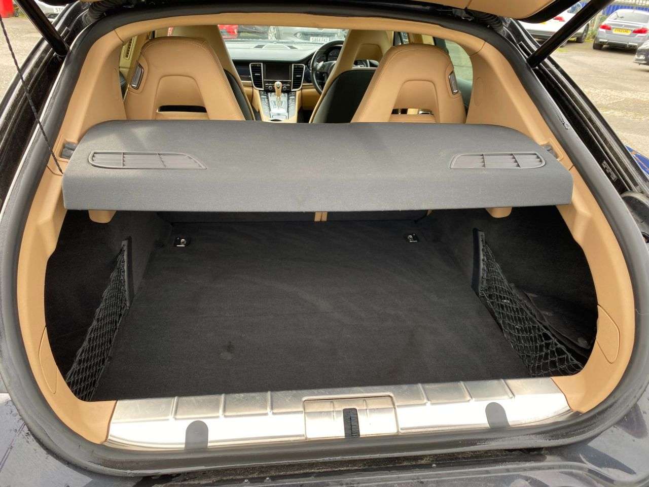 2013 PORSCHE PANAMERA 2013 PORSCHE PANAMERA