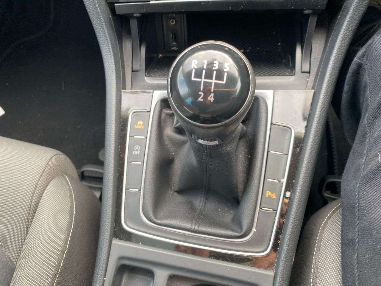 2016 VOLKSWAGEN GOLF 2016 VOLKSWAGEN GOLF