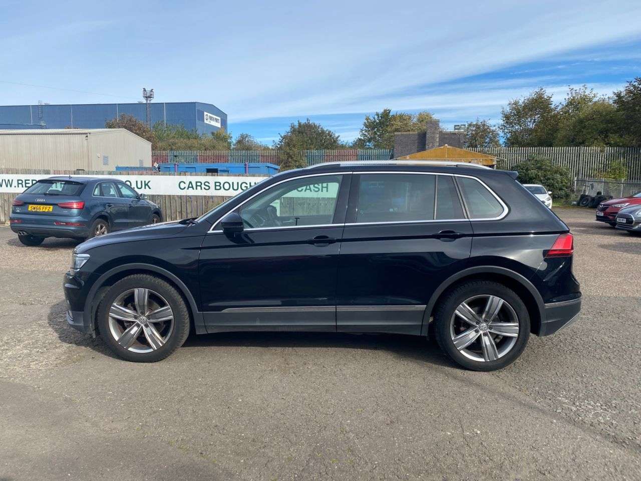 A 2019 VOLKSWAGEN TIGUAN 1.5 TSI EVO SEL SUV 5dr Petrol DSG Euro 6 (s/s) (150 ps) A 2019 VOLKSWAGEN TIGUAN 1.5 TSI EVO SEL SUV 5dr Petrol DSG Euro 6 (s/s) (150 ps)