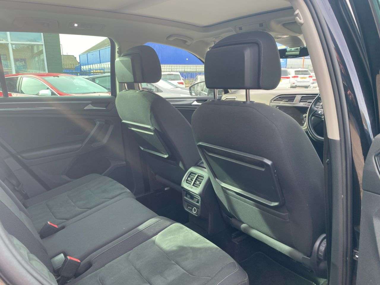 2019 VOLKSWAGEN TIGUAN 2019 VOLKSWAGEN TIGUAN