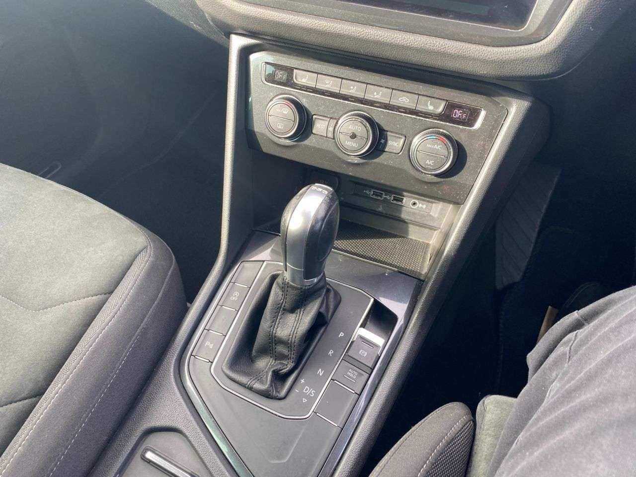 2019 VOLKSWAGEN TIGUAN 2019 VOLKSWAGEN TIGUAN