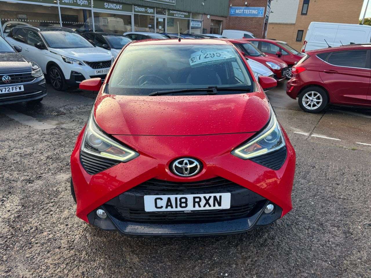A 2018 TOYOTA AYGO 1.0 VVT-i x-plore Hatchback 5dr Petrol Manual Euro 6 (71 ps) A 2018 TOYOTA AYGO 1.0 VVT-i x-plore Hatchback 5dr Petrol Manual Euro 6 (71 ps)