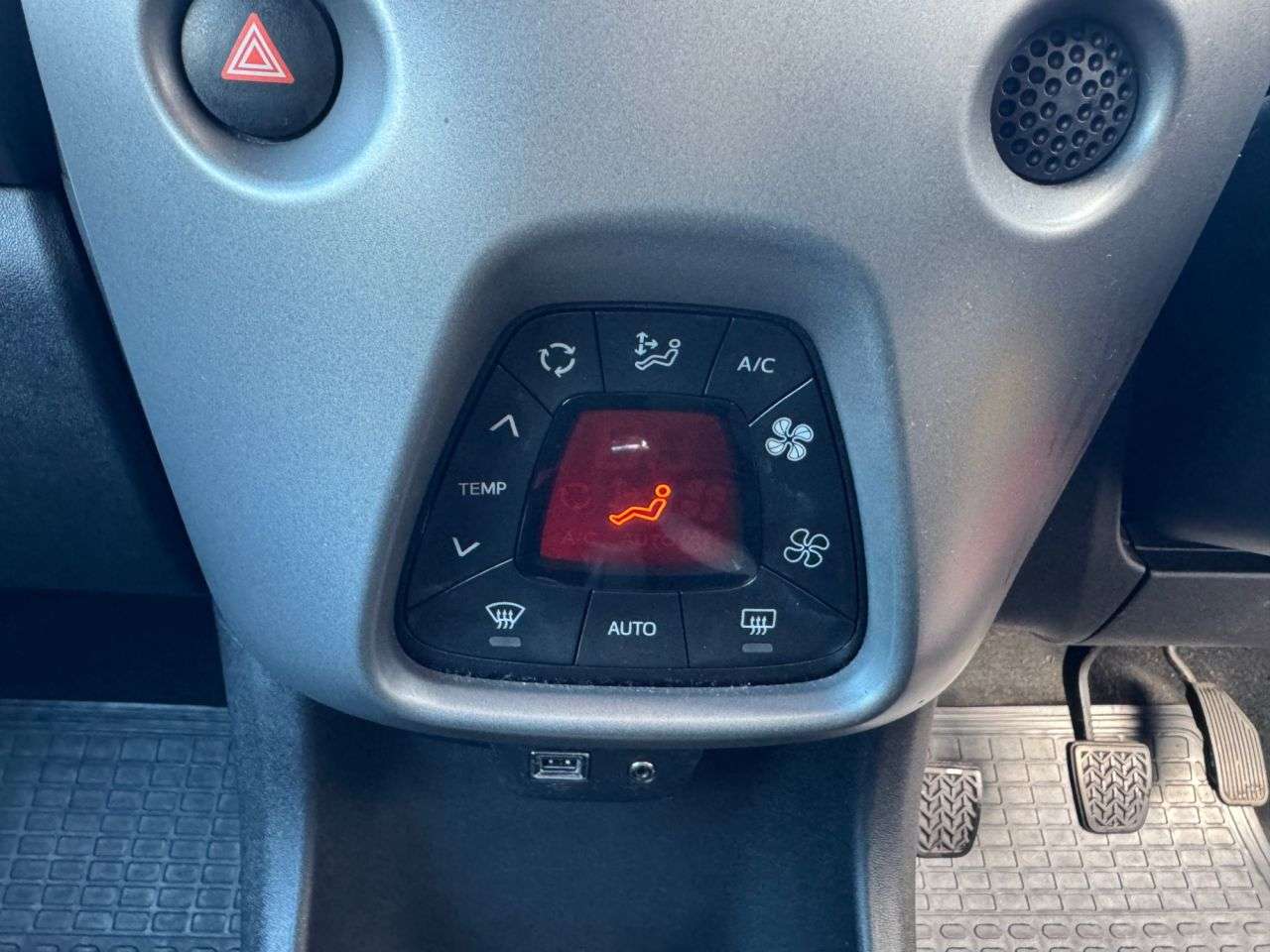 2018 TOYOTA AYGO 2018 TOYOTA AYGO