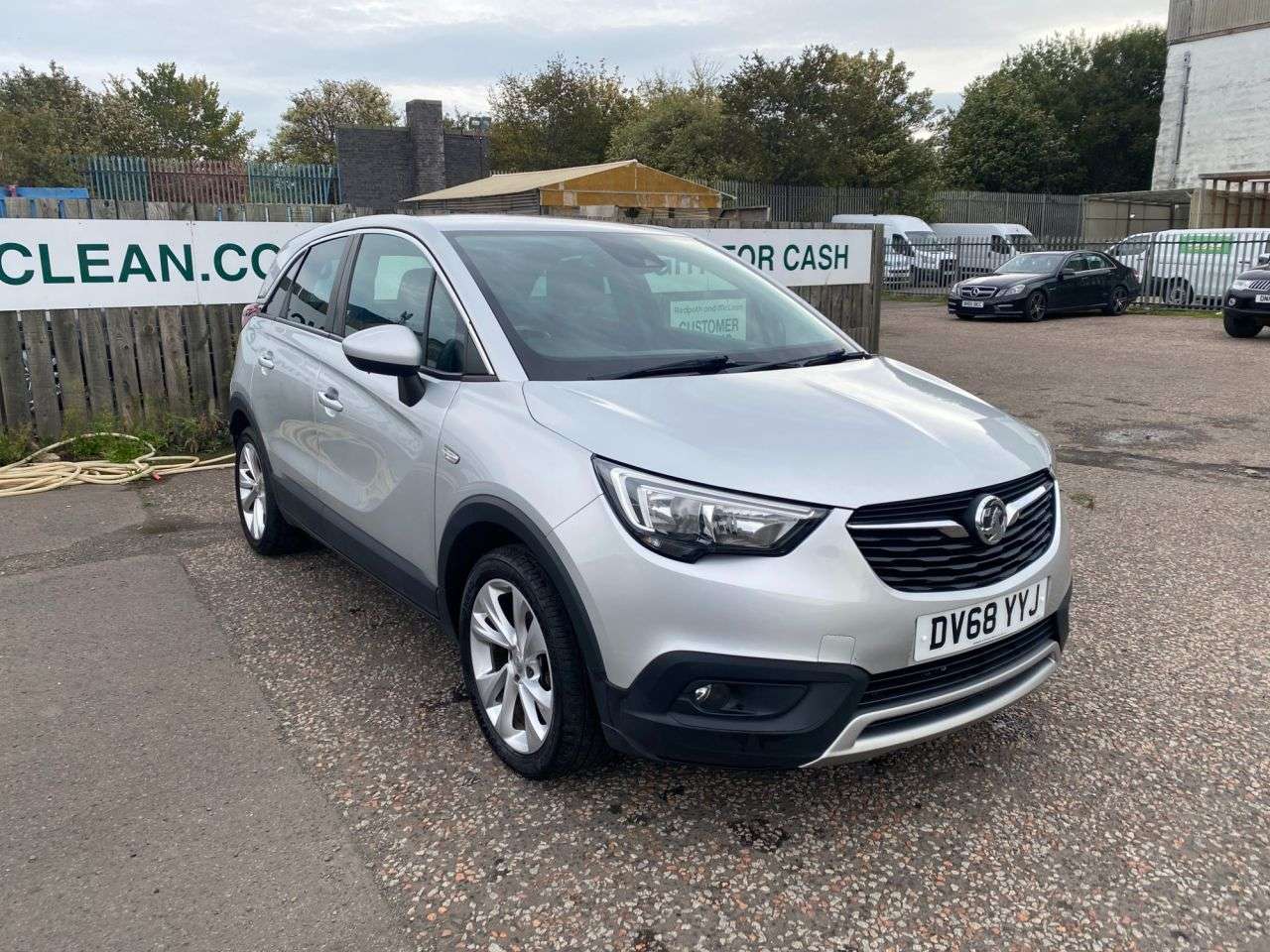 A 2019 VAUXHALL CROSSLAND X 1.2 Turbo GPF Tech Line Nav SUV 5dr Petrol Manual Euro 6 (s/s) (130 ps) A 2019 VAUXHALL CROSSLAND X 1.2 Turbo GPF Tech Line Nav SUV 5dr Petrol Manual Euro 6 (s/s) (130 ps)
