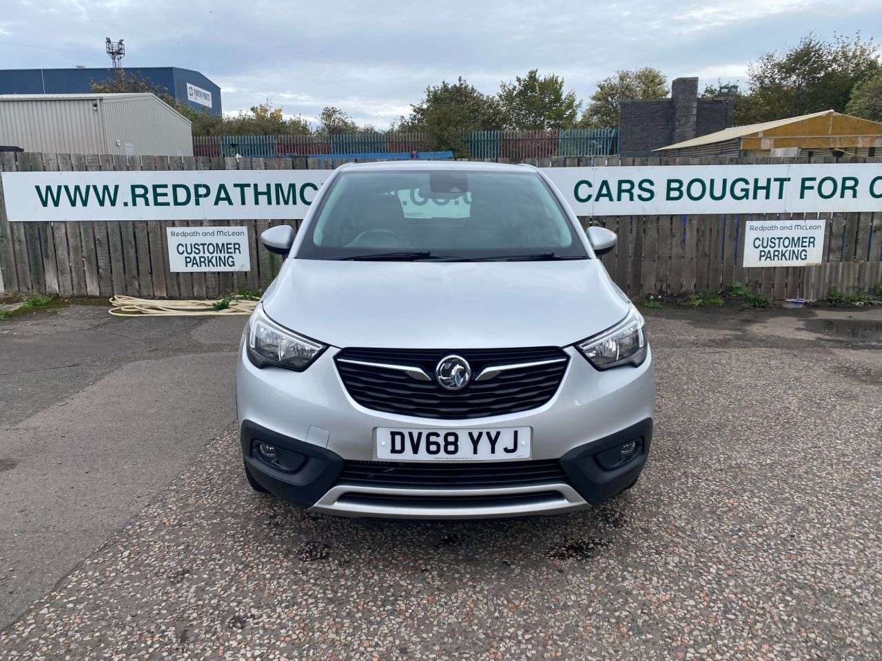 A 2019 VAUXHALL CROSSLAND X 1.2 Turbo GPF Tech Line Nav SUV 5dr Petrol Manual Euro 6 (s/s) (130 ps) A 2019 VAUXHALL CROSSLAND X 1.2 Turbo GPF Tech Line Nav SUV 5dr Petrol Manual Euro 6 (s/s) (130 ps)