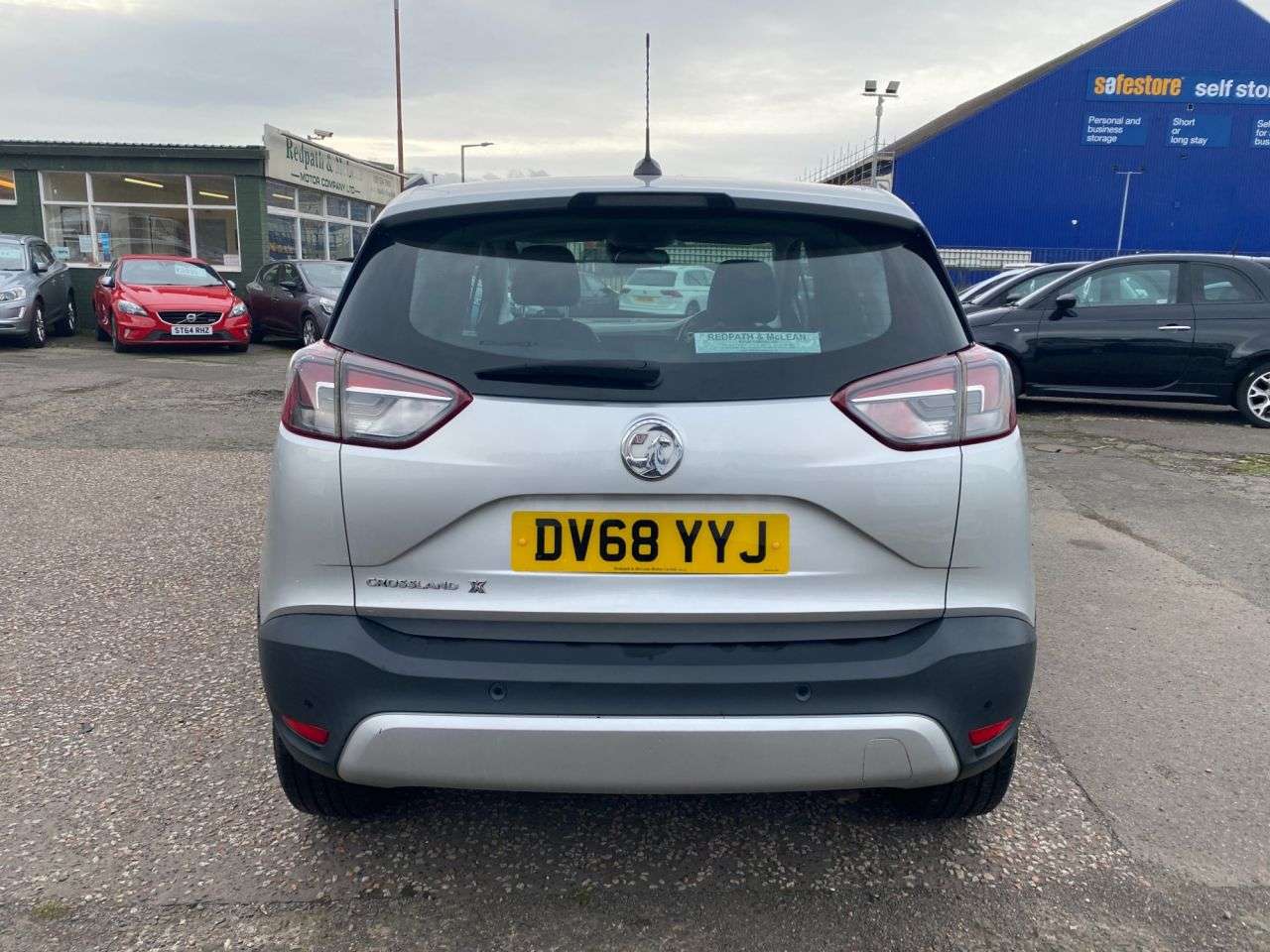 A 2019 VAUXHALL CROSSLAND X 1.2 Turbo GPF Tech Line Nav SUV 5dr Petrol Manual Euro 6 (s/s) (130 ps) A 2019 VAUXHALL CROSSLAND X 1.2 Turbo GPF Tech Line Nav SUV 5dr Petrol Manual Euro 6 (s/s) (130 ps)