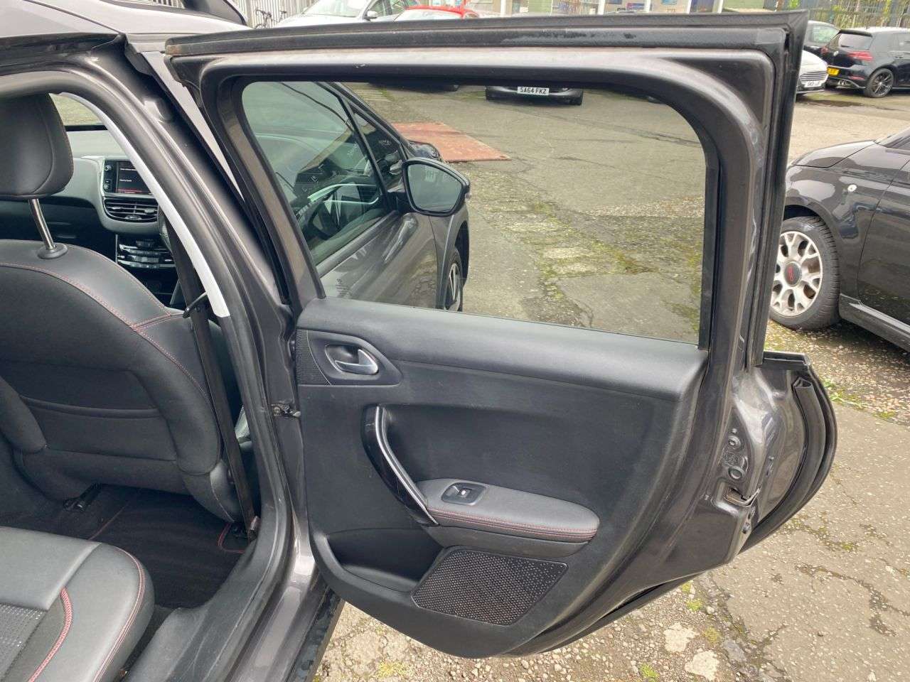 2018 PEUGEOT 2008 2018 PEUGEOT 2008