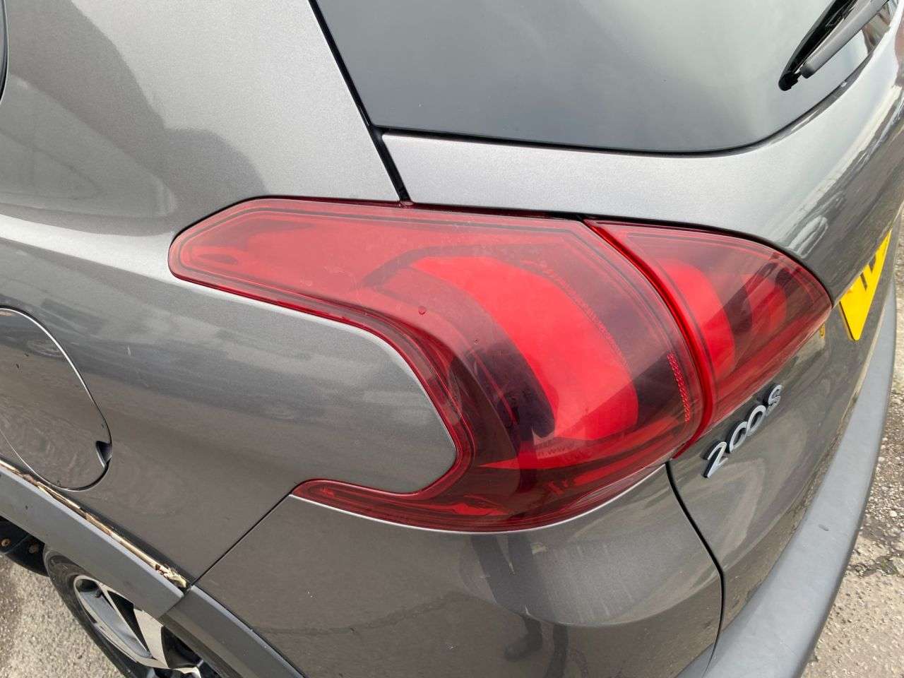 2018 PEUGEOT 2008 2018 PEUGEOT 2008