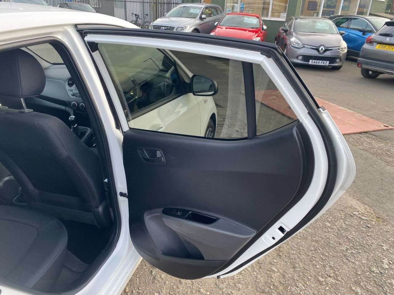 2018 HYUNDAI I10 2018 HYUNDAI I10